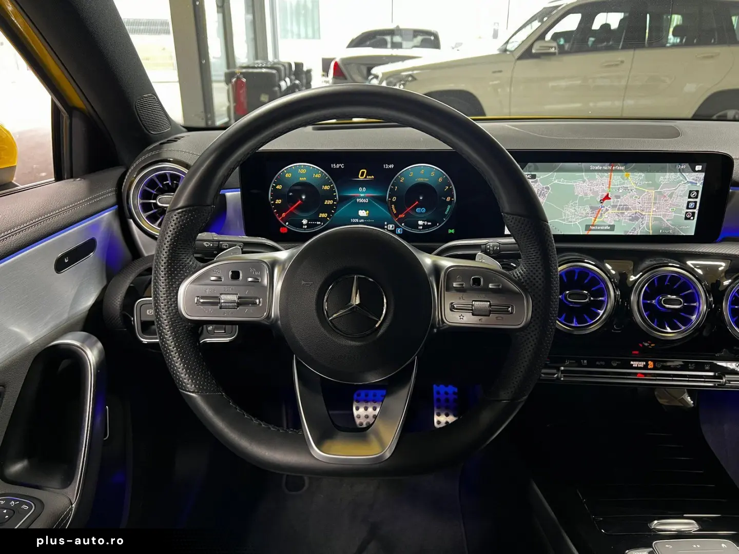 A 250e AMG Line DISTRONIC LED PDC&360  HEAD-UP