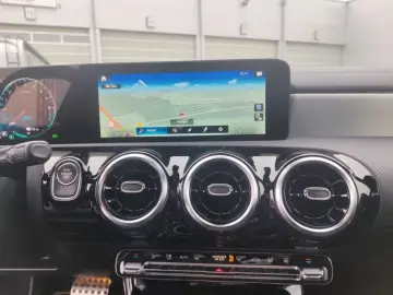 A 250 e AMG Head Up 360 19Zoll Multibeam Distro