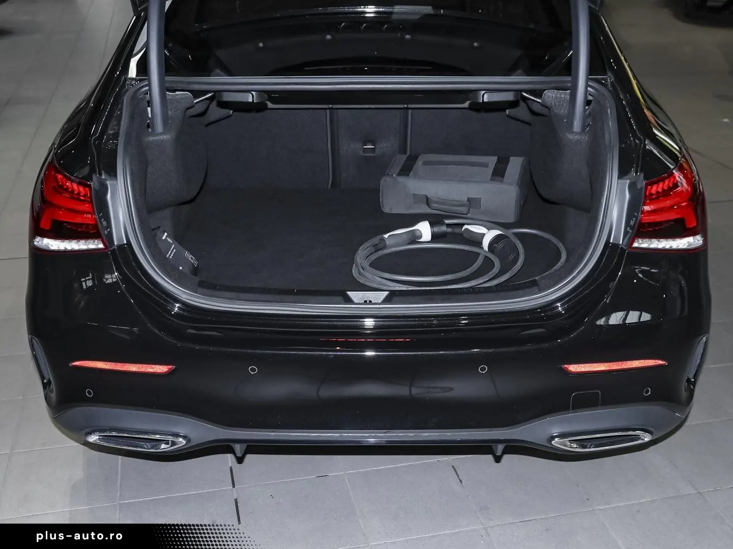 A 250 e Limousine AMG Pano Multibeam 360 -K. AHK