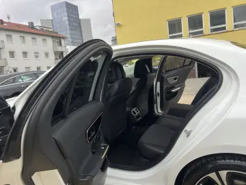 C 200 Night-Paket ACC 360 KAMERA MULTIBEAM-LED