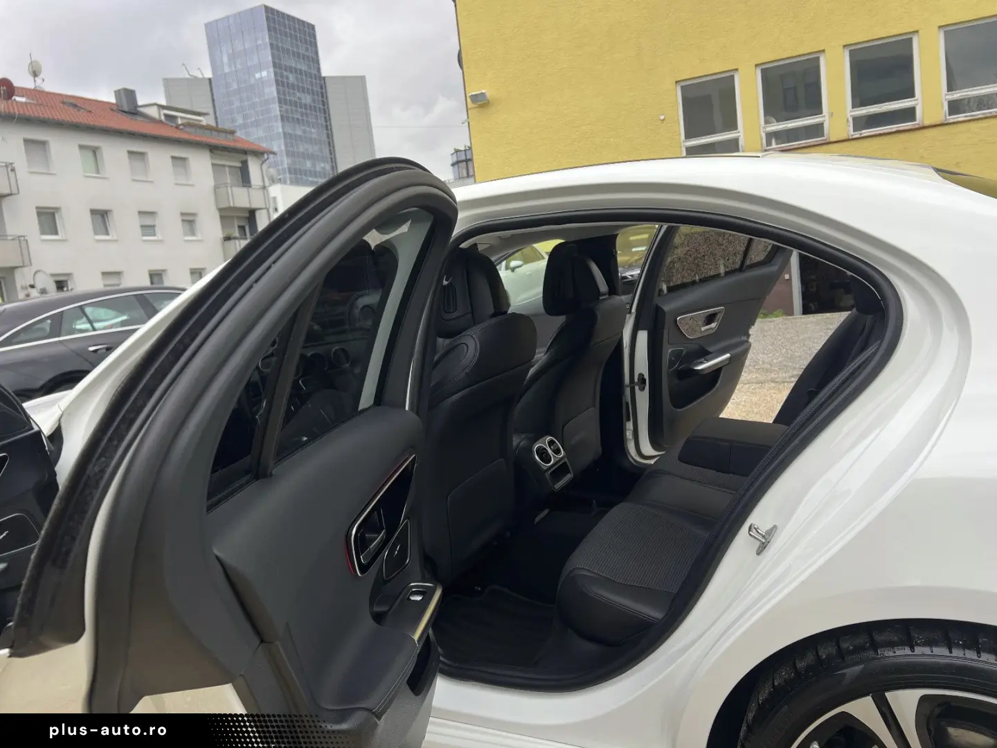 C 200 Night-Paket ACC 360 KAMERA MULTIBEAM-LED