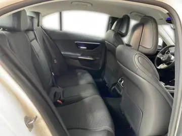 C 180 Avantgarde  CarPlay  360   LED  PDC