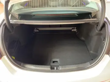 C 180 Avantgarde  CarPlay  360   LED  PDC