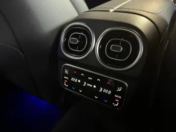 C 300 e AMG AMG MBUX Night Wide 360 Cam LED Navi