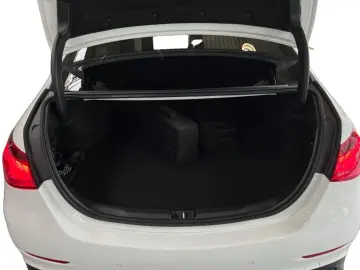 C 300 e AMG AMG MBUX Night Wide 360 Cam LED Navi