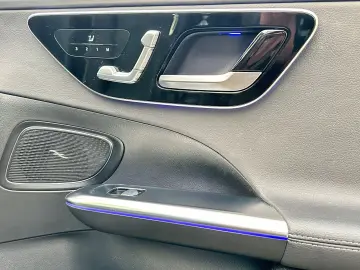 C 300 e AMG Burmester Pano 360º Massage Night