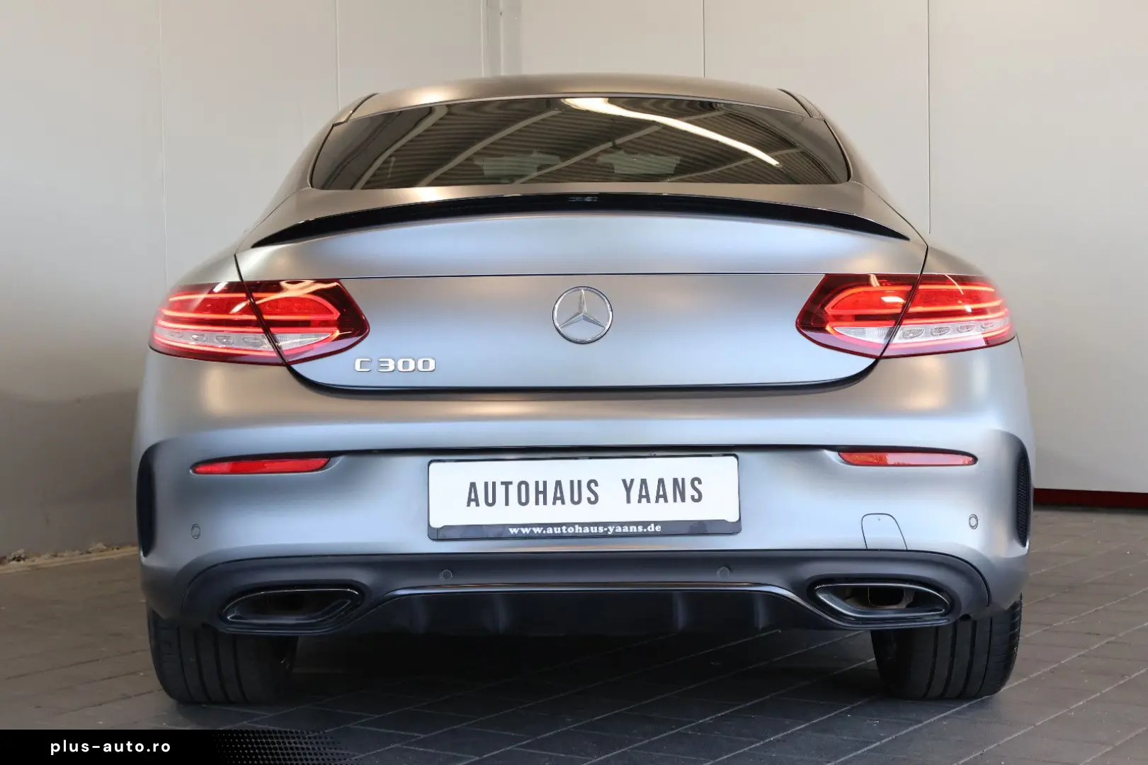 C 300 AMG NIGHT WIDE 360  BURMESTER LED 19