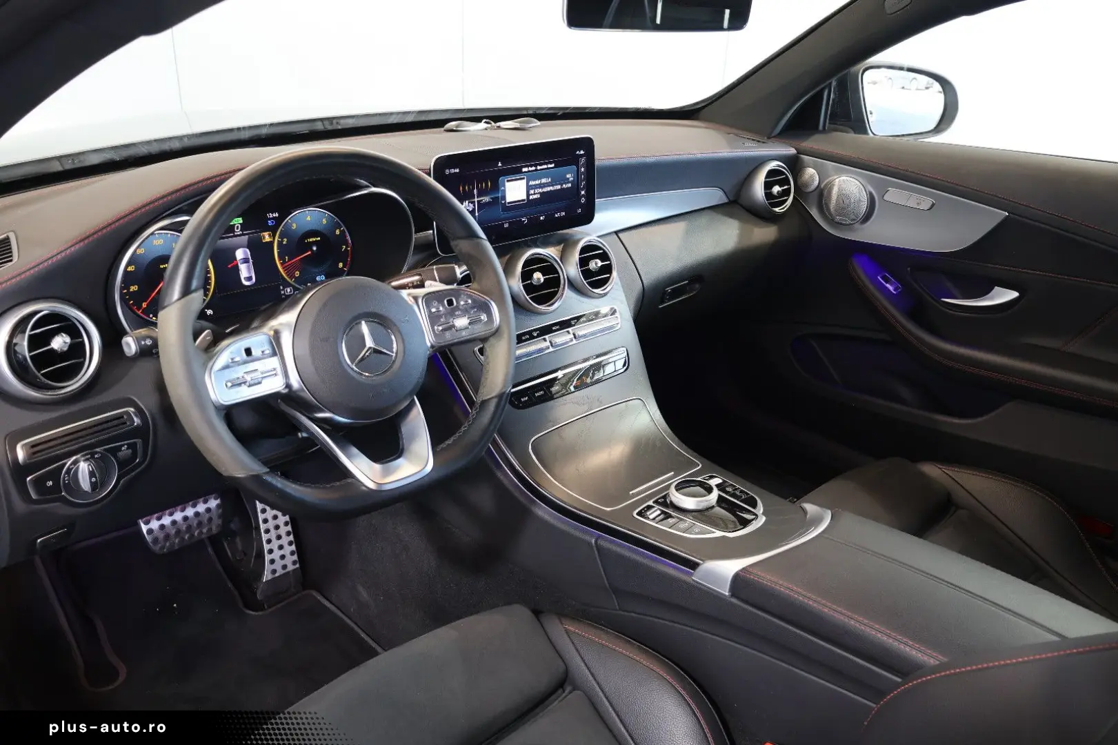 C 300 AMG NIGHT WIDE 360  BURMESTER LED 19