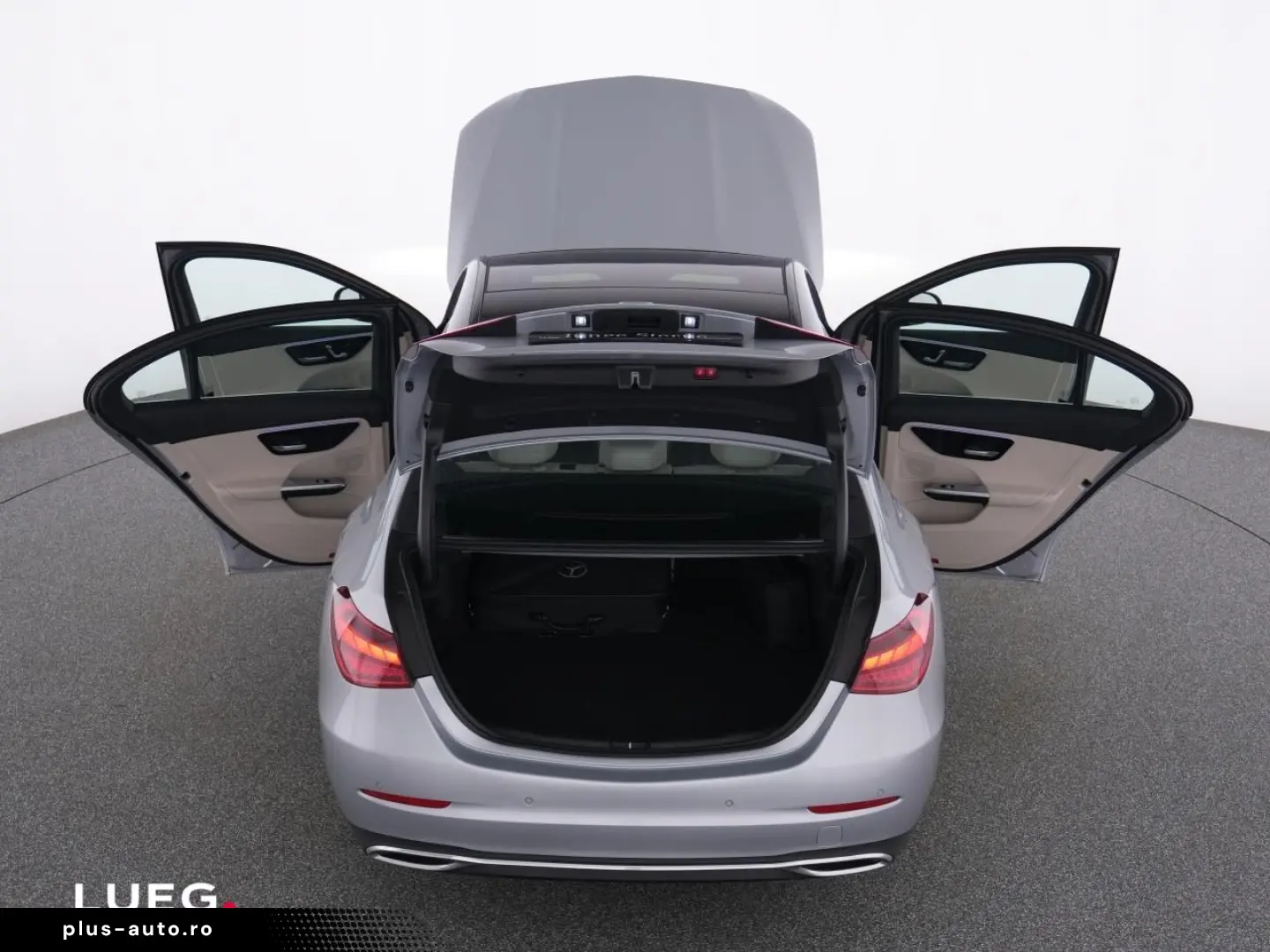 C 300 e Avantgarde MBUX DLight Pano Keyl Amb 360