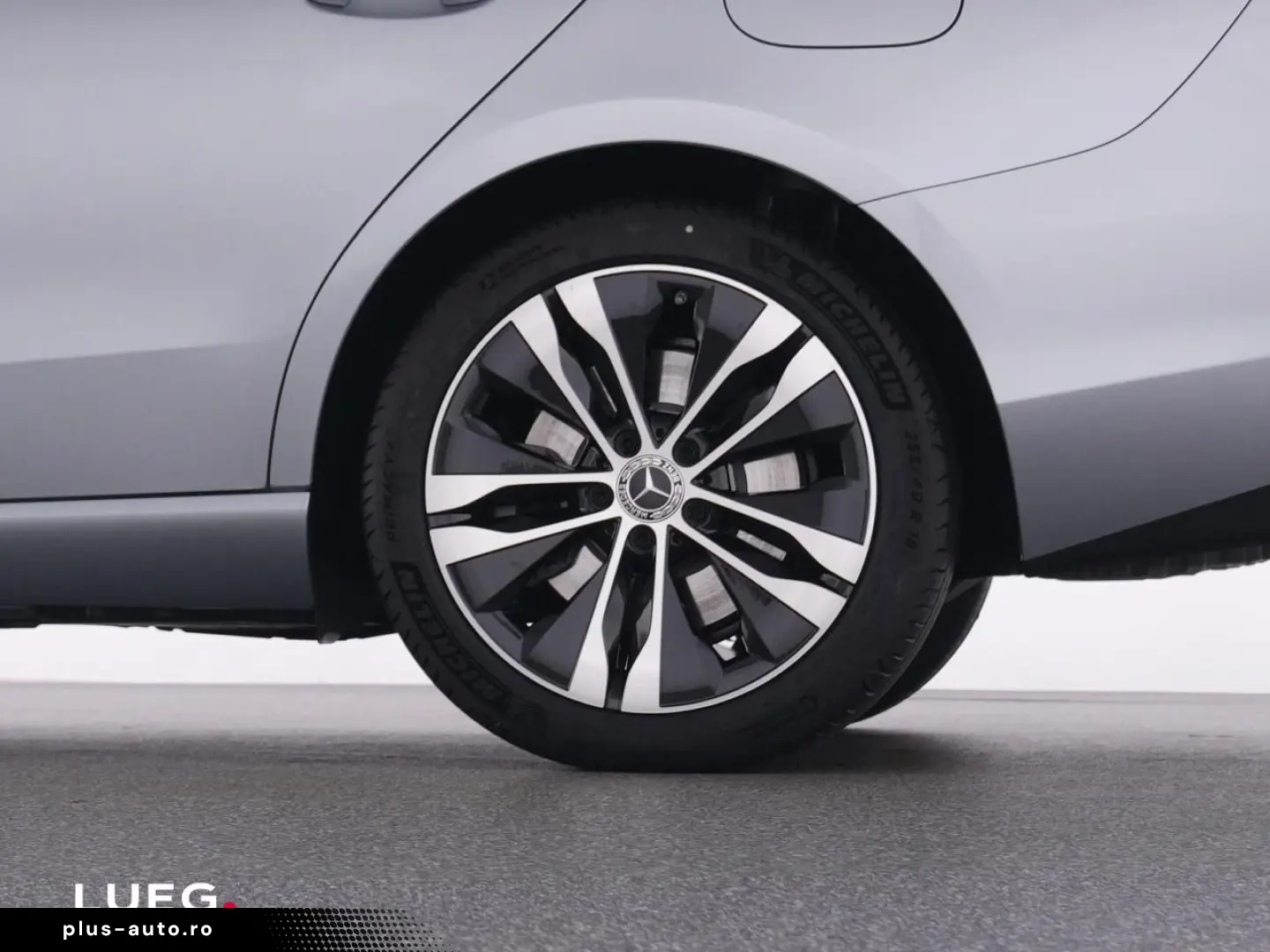 C 300 e Avantgarde MBUX DLight Pano Keyl Amb 360