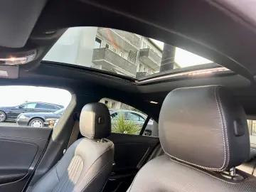 CLA 250e 8G-DCT Progressive Panorama Kamera Led