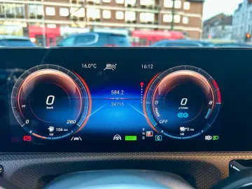 CLA 250e 8G-DCT Progressive Panorama Kamera Led