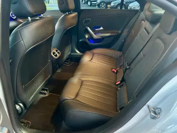 CLA 250e 8G-DCT Progressive Panorama Kamera Led