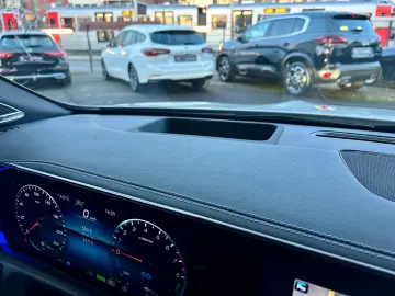 CLA 250e 8G-DCT Progressive Panorama Kamera Led