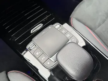 CLA 250e Coupe AMG DISTRONIC 360 KEYLESS AMBIENT