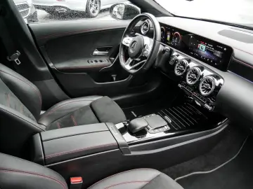 CLA 250 e Coupé AMG NIGHT AMBIENTE MBUX SHZ 360