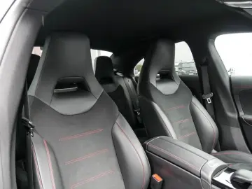 CLA 250 e Coupé AMG NIGHT AMBIENTE MBUX SHZ 360