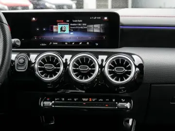 CLA 250 e Coupé AMG NIGHT AMBIENTE MBUX SHZ 360