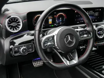 CLA 250 e Coupé AMG NIGHT AMBIENTE MBUX SHZ 360