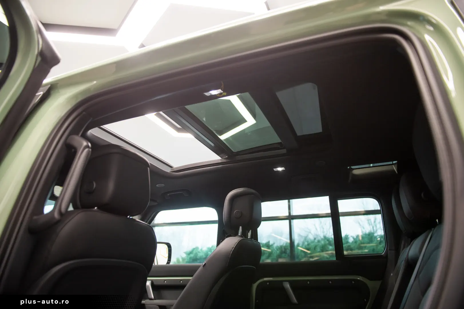 Land-Rover Defender 110 2.0 P400e 75th Limited Edition PHEV