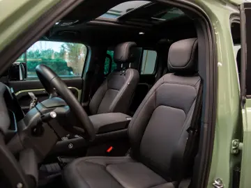 Land-Rover Defender 110 2.0 P400e 75th Limited Edition PHEV