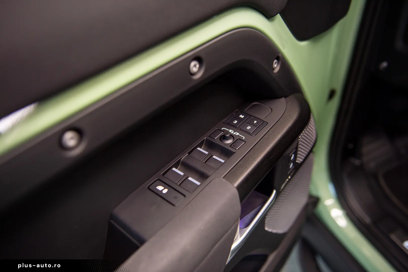 Land-Rover Defender 110 2.0 P400e 75th Limited Edition PHEV