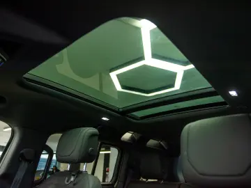 Land-Rover Defender 110 2.0 P400e 75th Limited Edition PHEV