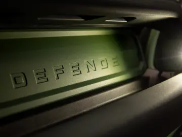 Land-Rover Defender 110 2.0 P400e 75th Limited Edition PHEV