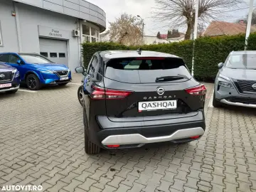 Nissan Qashqai 1.3 l MHEV N-Connecta