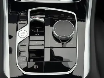 X6 30 d xDrive M SPORTPAKET PRO PANORAMA 22 ZOLL