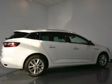 RENAULT MEGANE 1.5 Blue dCi 116CP Intens EDC