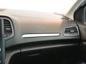 RENAULT MEGANE 1.5 Blue dCi 116CP Intens EDC