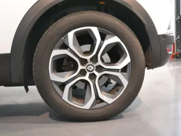 RENAULT CAPTUR 1.6 E-Tech 160CP Intens Plug-In