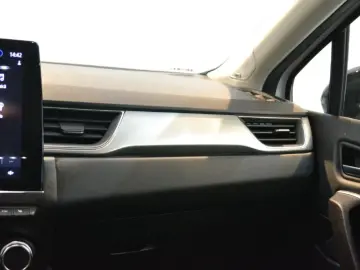 RENAULT CAPTUR 1.6 E-Tech 160CP Intens Plug-In