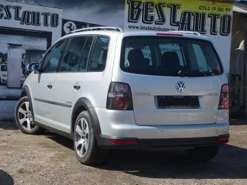 VW TOURAN CROSS 2.0 TDI DSG 2008