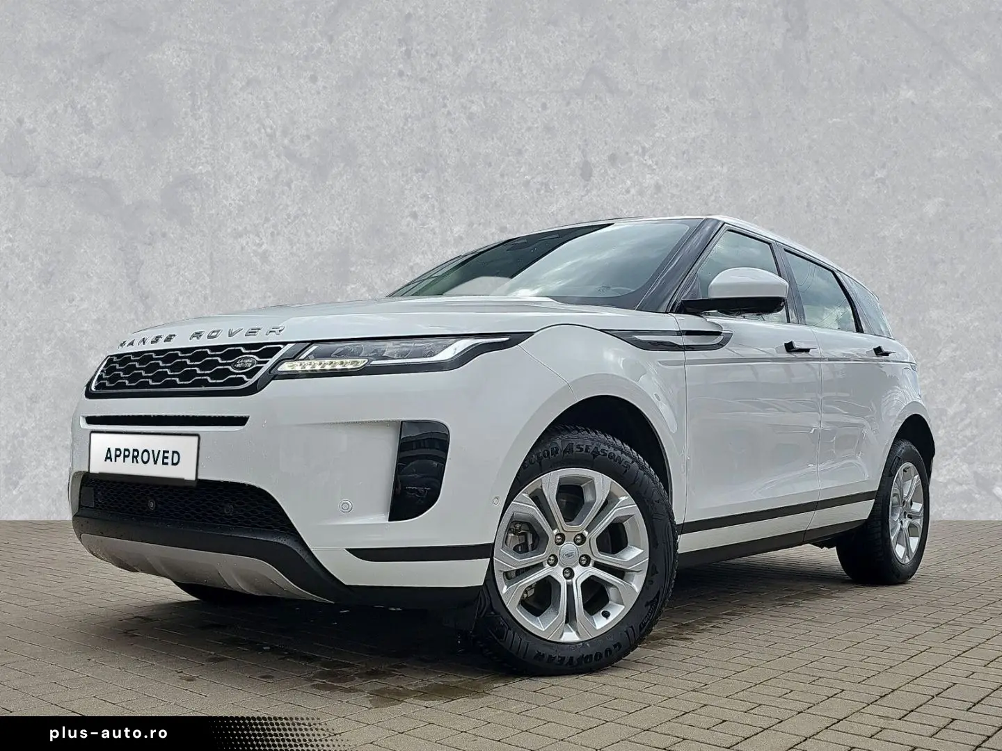 Range Rover Evoque P300e AWD S