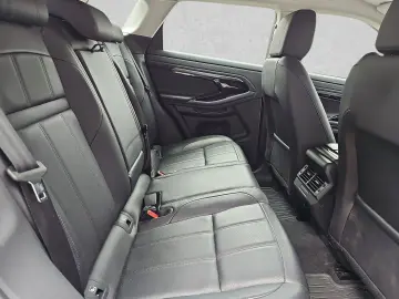 Range Rover Evoque P300e AWD S