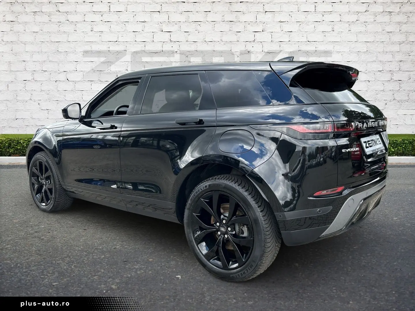 Range Rover Evoque 1.5 P300e Hybrid AWD Park-Ass