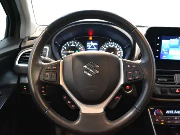 SUZUKI S-CROSS 1.4 Boosterjet Hybrid Passion AllGrip