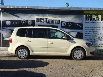 VW TOURAN 2.0 TDI DSG 7 LOCURI 2013