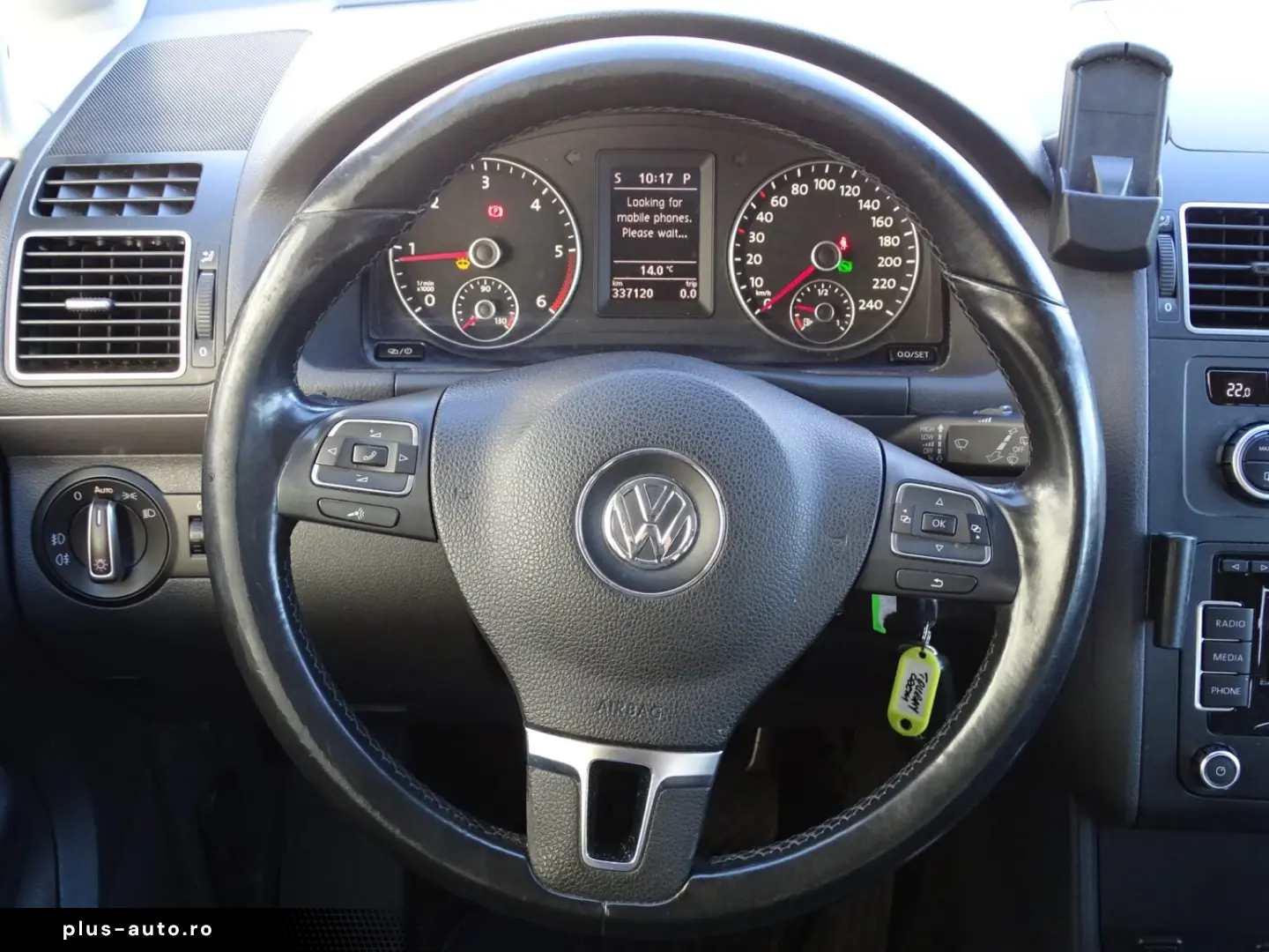 VW TOURAN 2.0 TDI DSG 7 LOCURI 2013