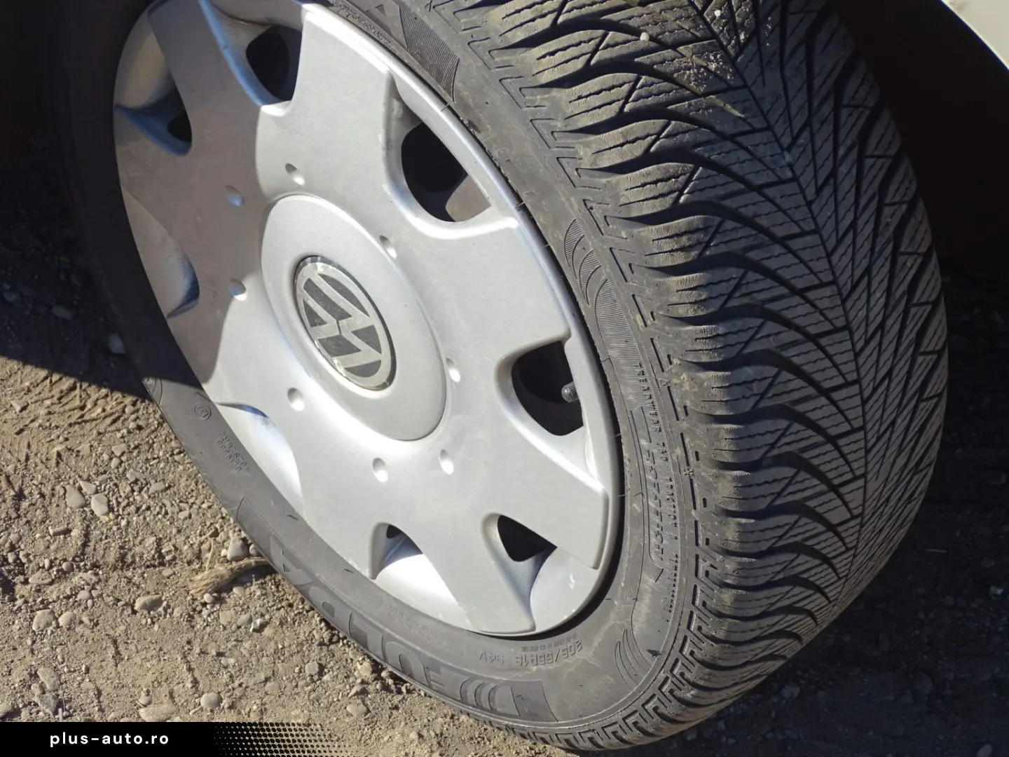 VW TOURAN 2.0 TDI DSG 7 LOCURI 2013