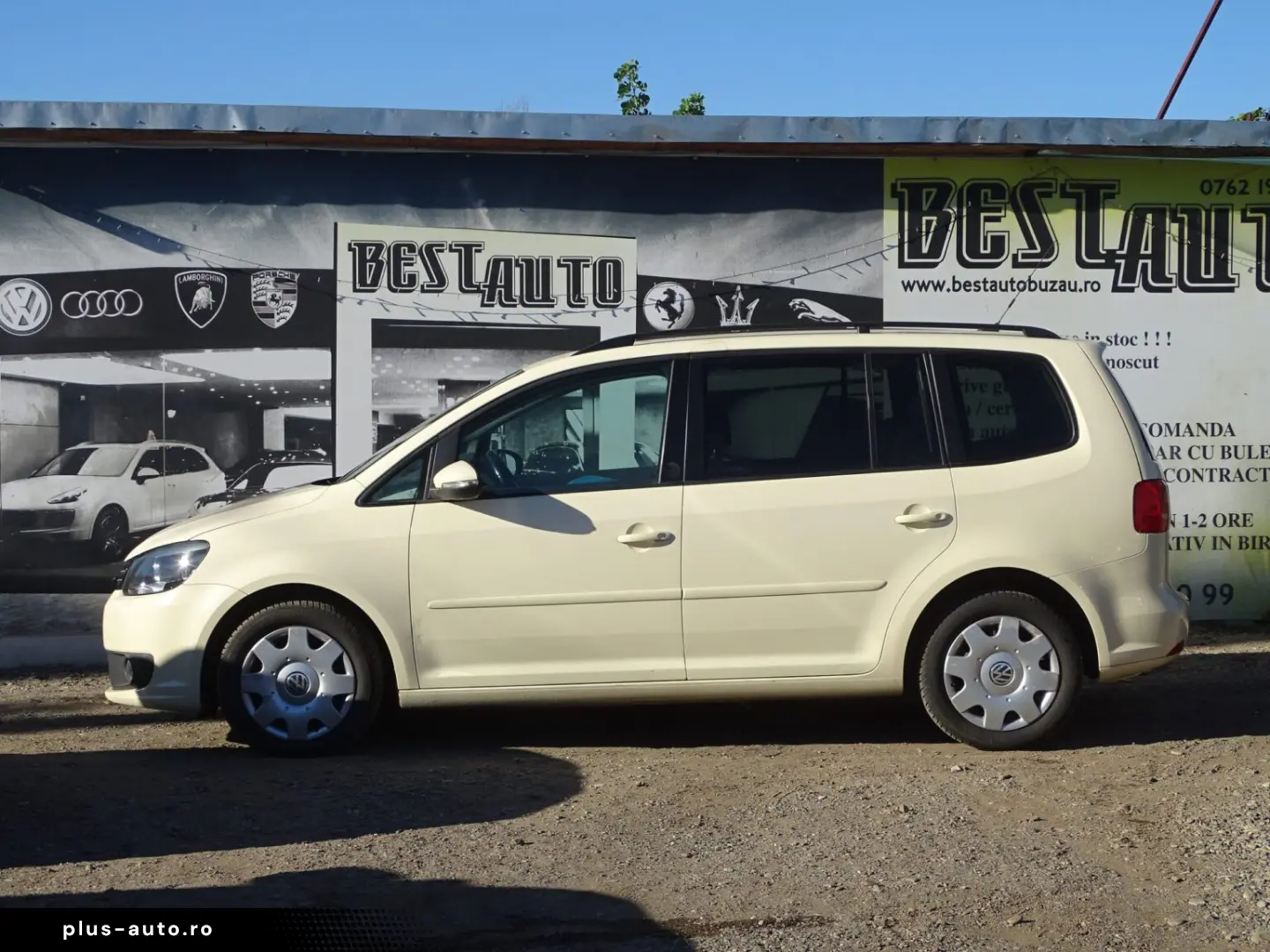 VW TOURAN 2.0 TDI DSG 7 LOCURI 2013