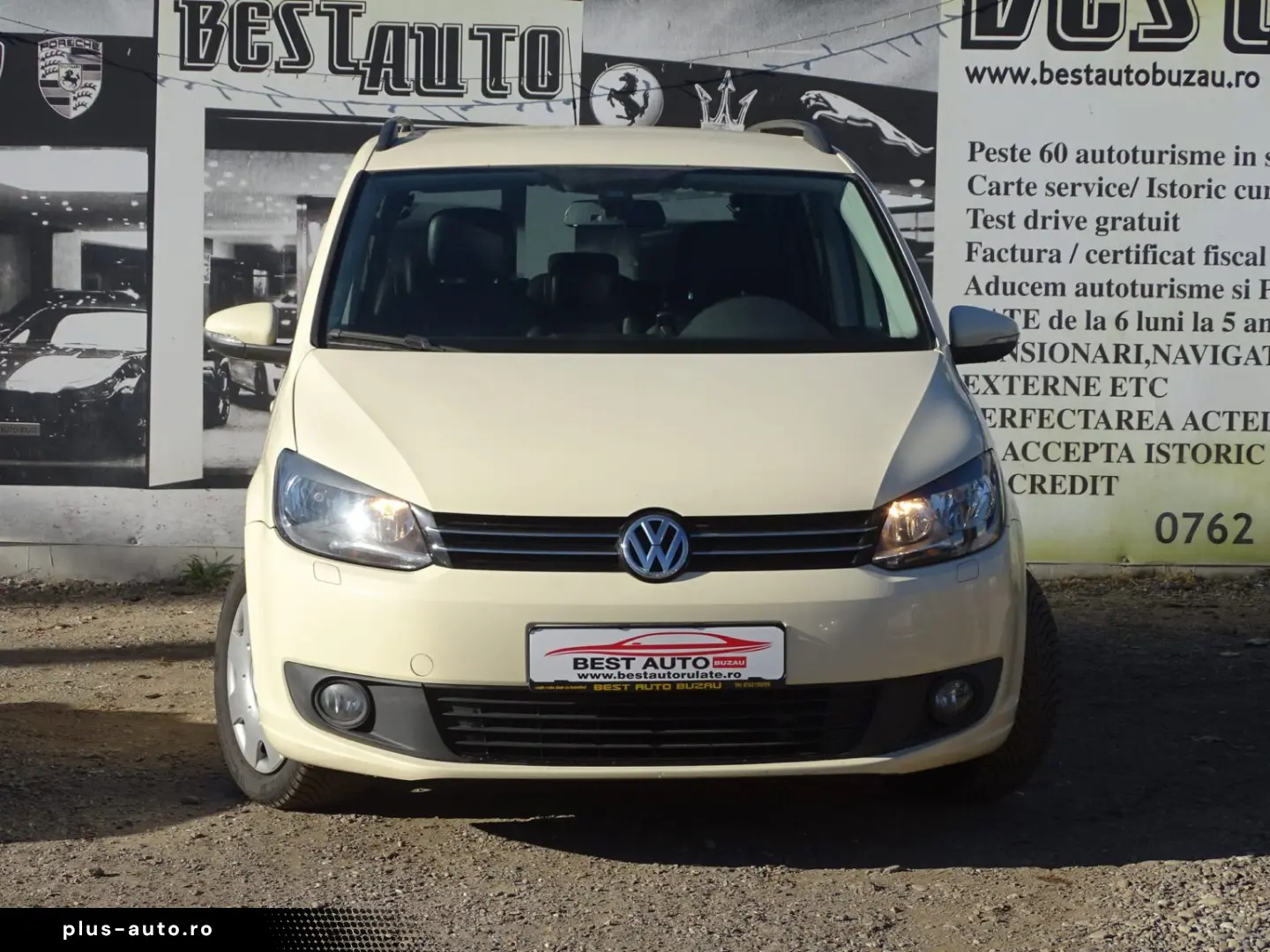 VW TOURAN 2.0 TDI DSG 7 LOCURI 2013