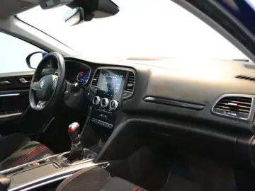 RENAULT MEGANE 1.3 TCe 140CP RS Line Estate