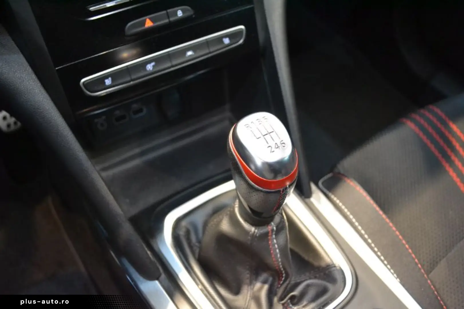 RENAULT MEGANE 1.3 TCe 140CP RS Line Estate