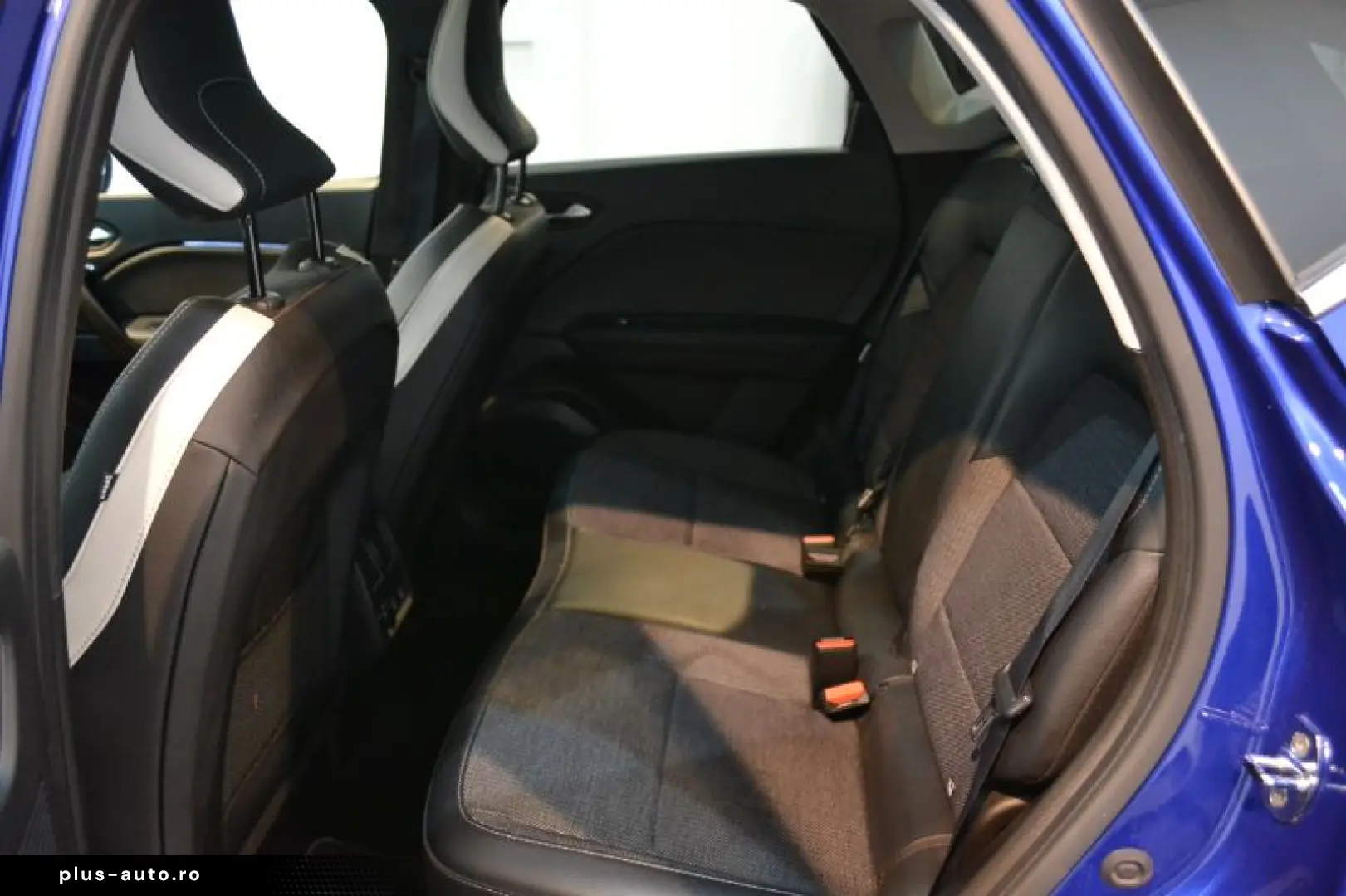 RENAULT CAPTUR 1.3 TCe MHEV 140CP Intens