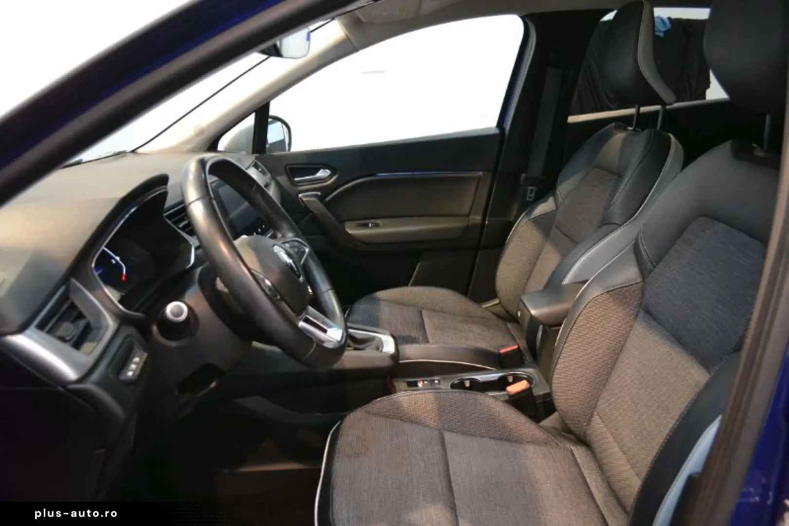 RENAULT CAPTUR 1.3 TCe MHEV 140CP Intens