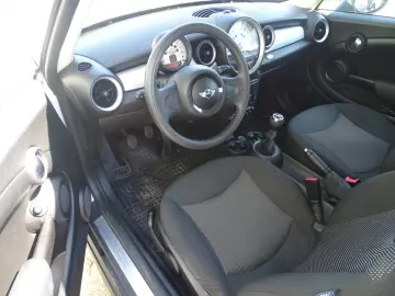 MINI ONE 1.6 BENZINA 2013 EURO 6