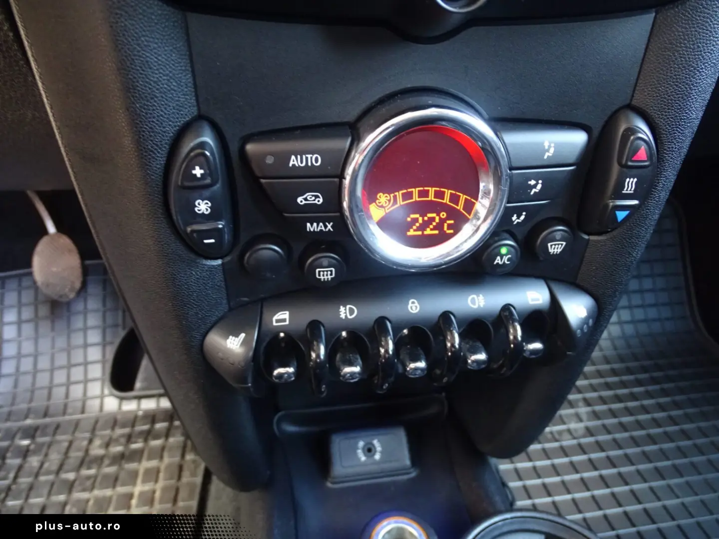 MINI ONE 1.6 BENZINA 2013 EURO 6